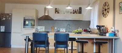 Appartement - 100 m² - 4 pièces