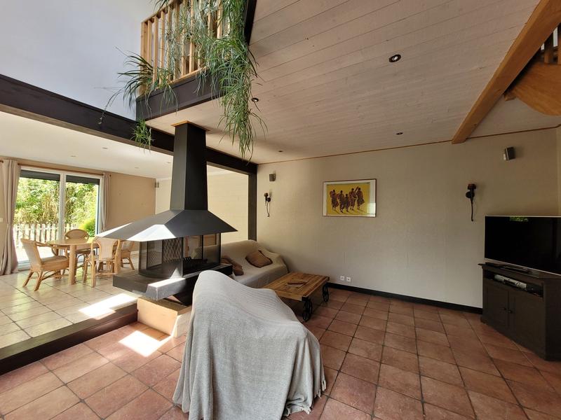 Maison - 143 m² - 3 pièces