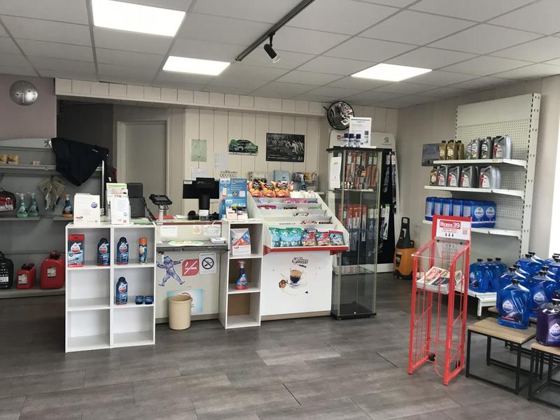 Local commercial - 353 m²