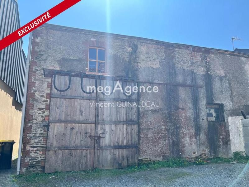 Maison - 180 m² - 1 pièce