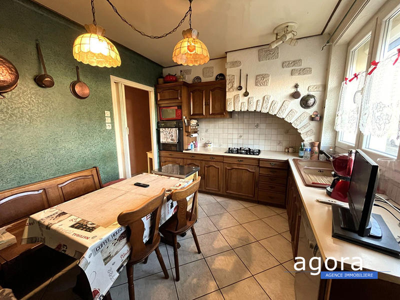 Appartement - 83 m² - 5 pièces