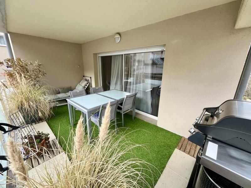 Appartement - 100 m² - 4 pièces