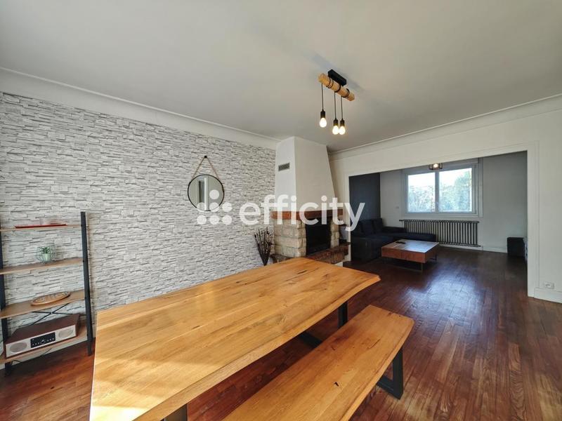 Maison - 114 m² - 5 pièces