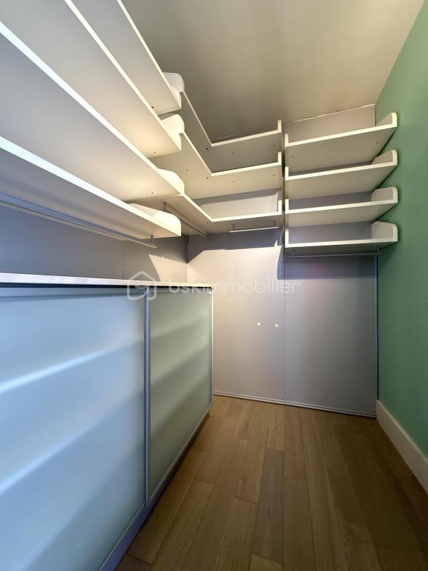 Appartement - 94 m² - 5 pièces