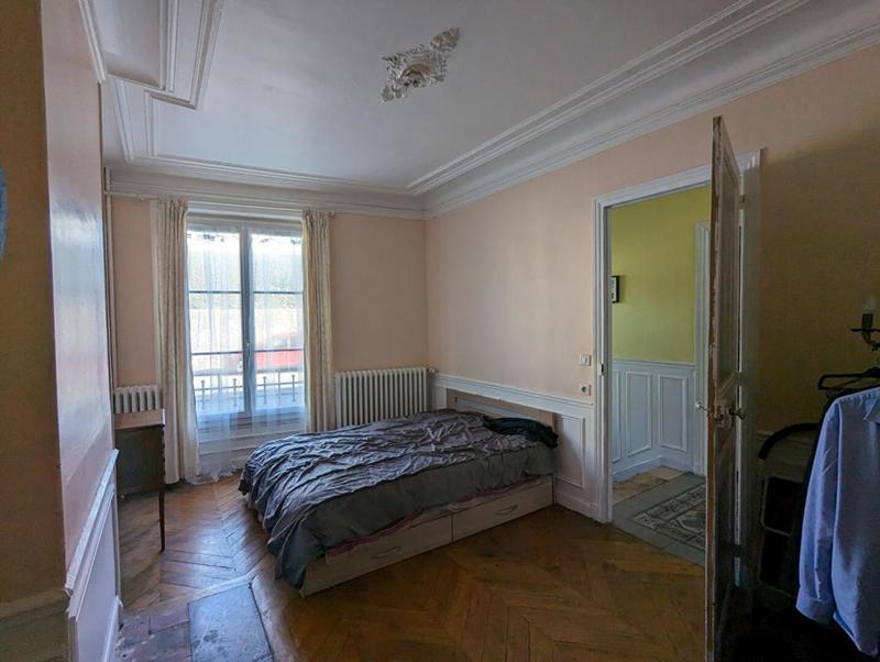 Maison - 200 m² - 8 pièces