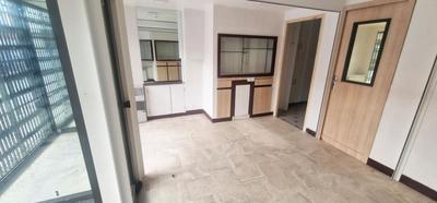 Immeuble - 94 m² - 4 pièces