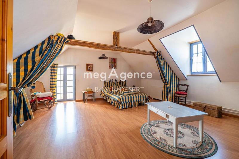 Maison - 170 m² - 6 pièces