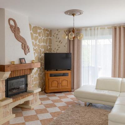 Maison - 141 m² - 6 pièces