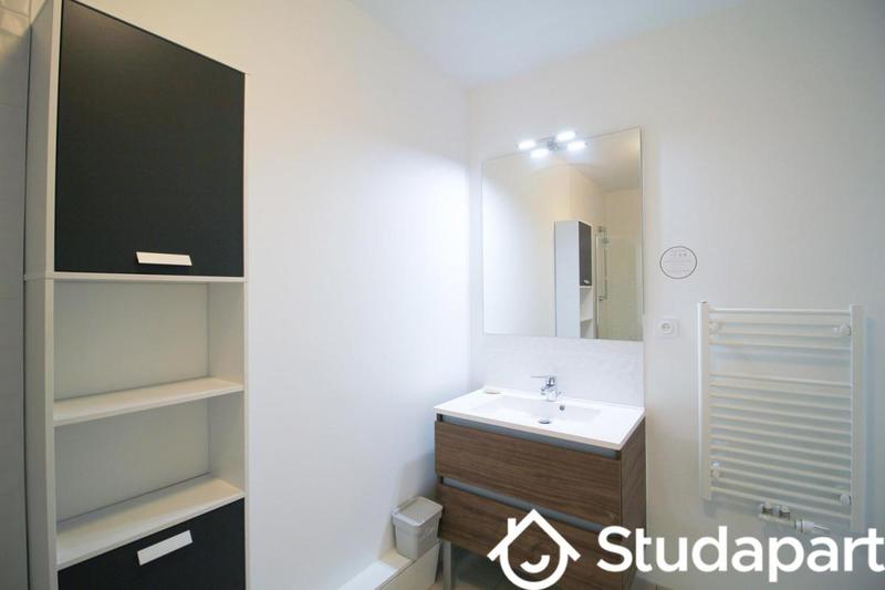 Chambre - 13 m² - 1 pièce