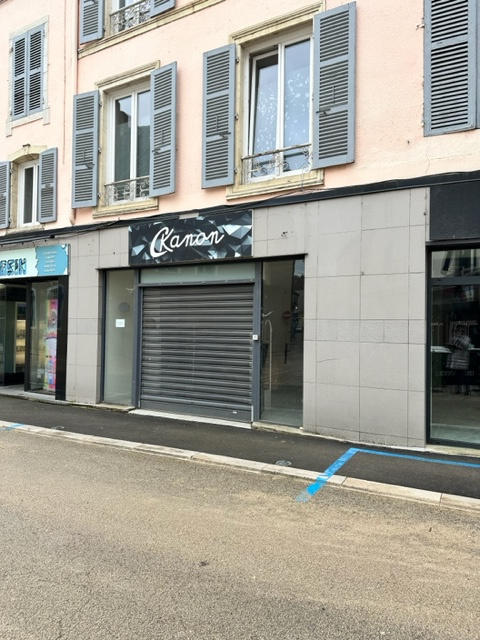 Local commercial - 110 m²