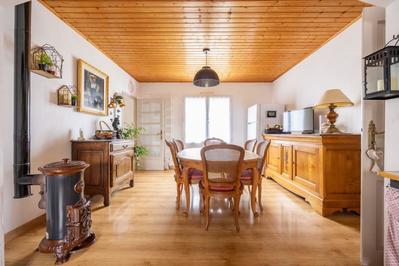 Maison - 101 m² - 4 pièces