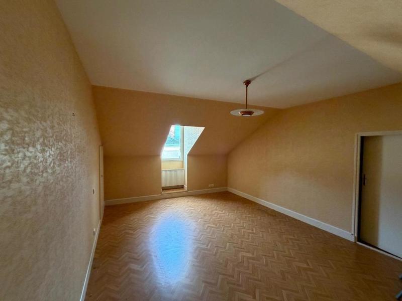 Maison - 103 m² - 4 pièces