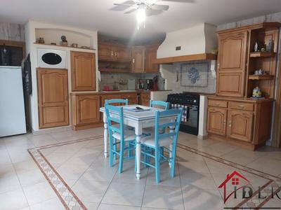 Appartement - 164 m² - 5 pièces