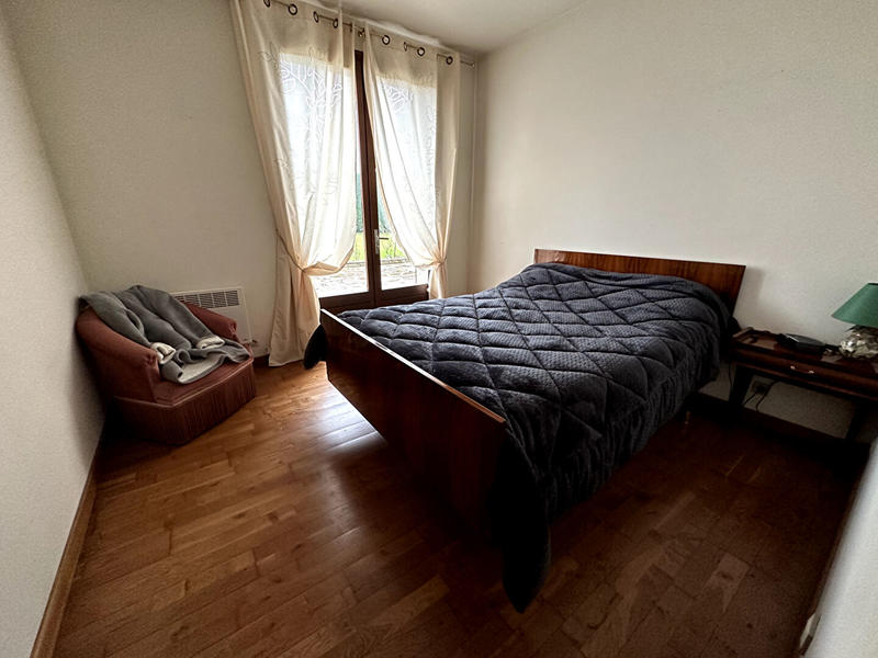 Maison - 221 m² - 8 pièces