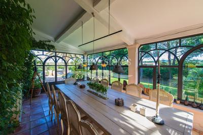 Villa - 350 m² - 10 pièces