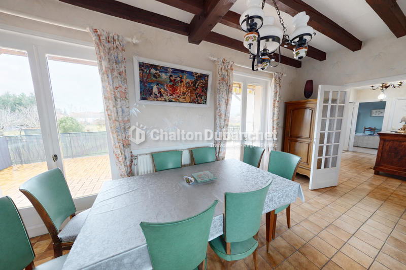 Maison - 90 m² - 4 pièces