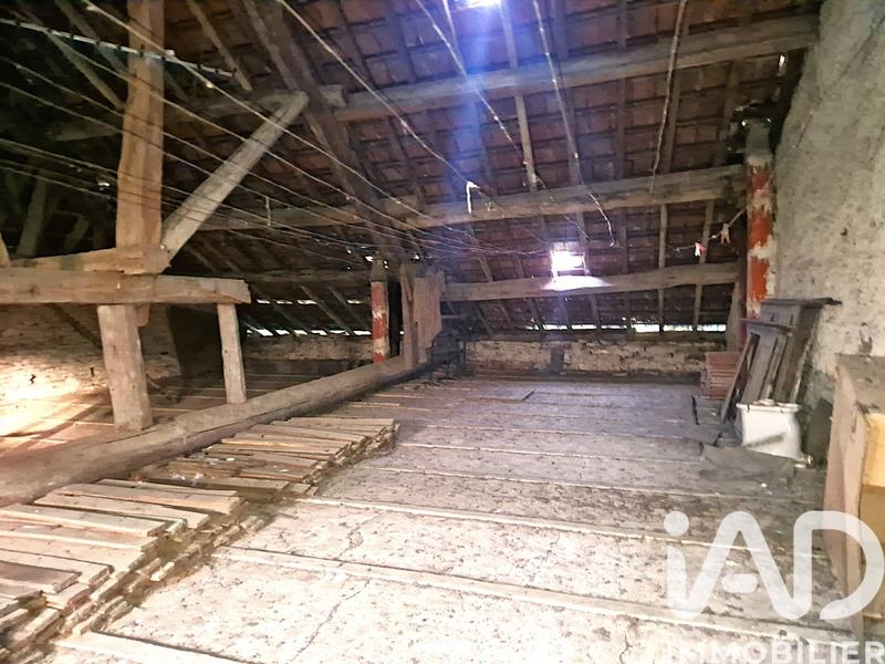 Maison de village - 202 m² - 9 pièces