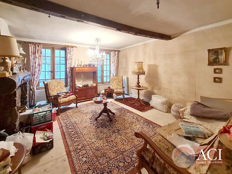 Maison - 280 m² - 5 pièces