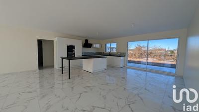 Maison - 142 m² - 4 pièces