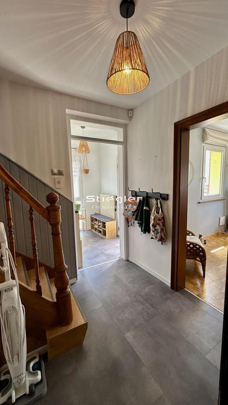 Maison - 95 m² - 4 pièces