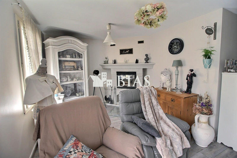 Maison - 80 m² - 4 pièces