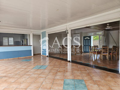 Maison - 141 m² - 5 pièces