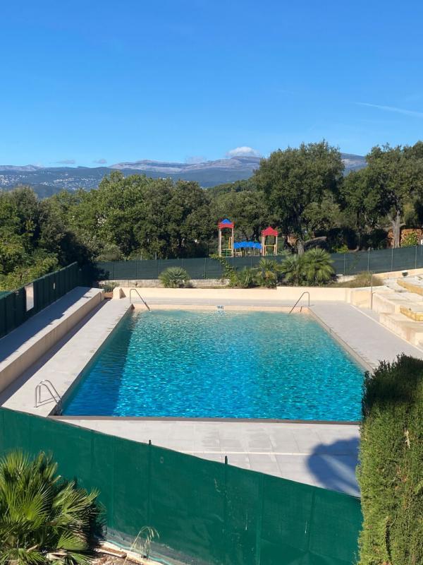 Appartement - 82 m² - 3 pièces