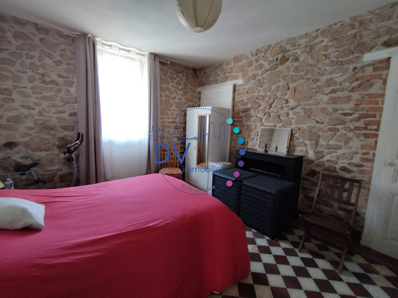 Maison - 326 m² - 10 pièces