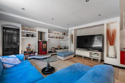 Maison - 157 m² - 7 pièces