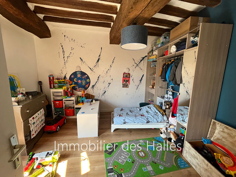 Maison - 176 m² - 9 pièces