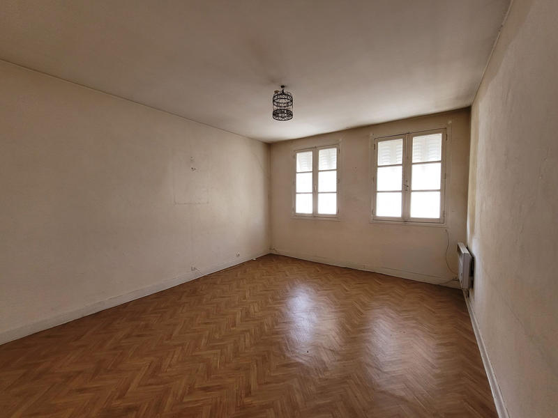 Maison - 104 m² - 4 pièces