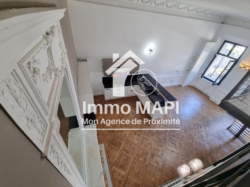 Appartement - 85 m² - 3 pièces