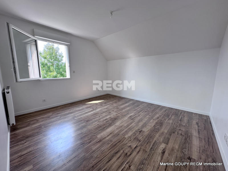 Maison - 96 m² - 4 pièces