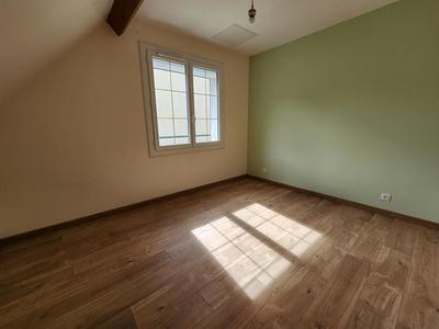 Maison - 98 m² - 5 pièces