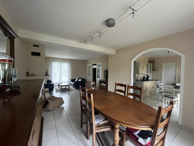 Maison - 146 m² - 5 pièces