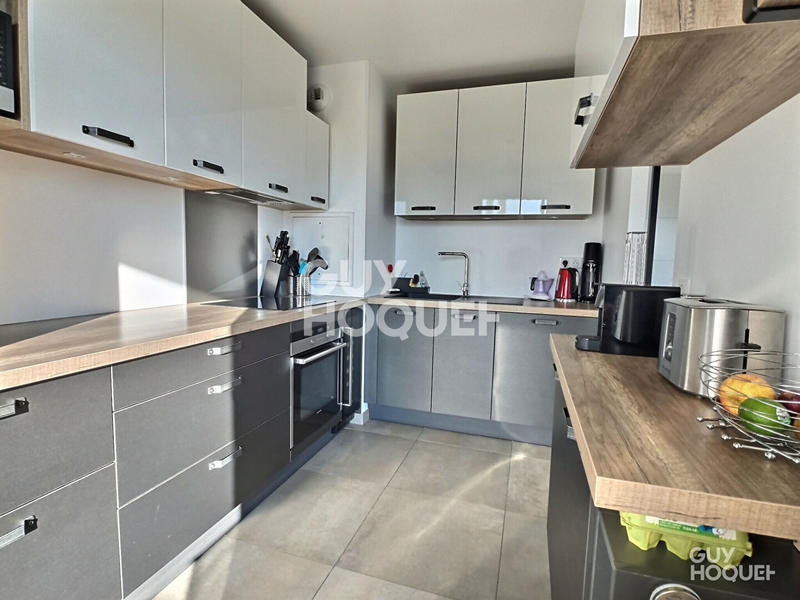 Appartement - 85 m² - 4 pièces