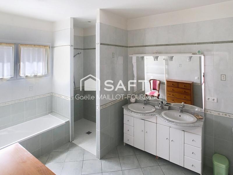 Maison - 173 m² - 5 pièces