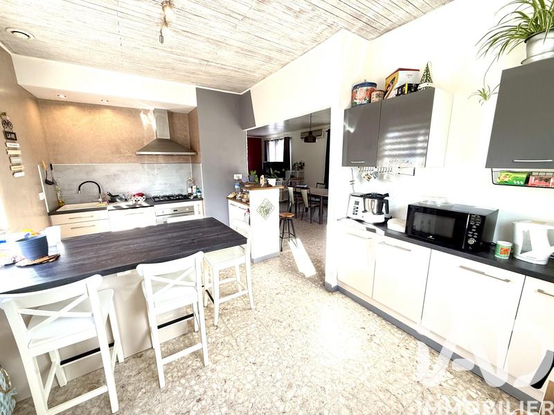 Maison - 107 m² - 6 pièces