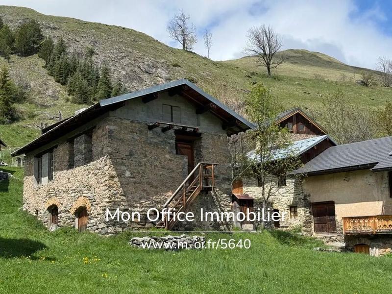 Châlet - 100 m² - 2 pièces