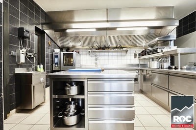 Local d'activités - 657 m² - 6 pièces