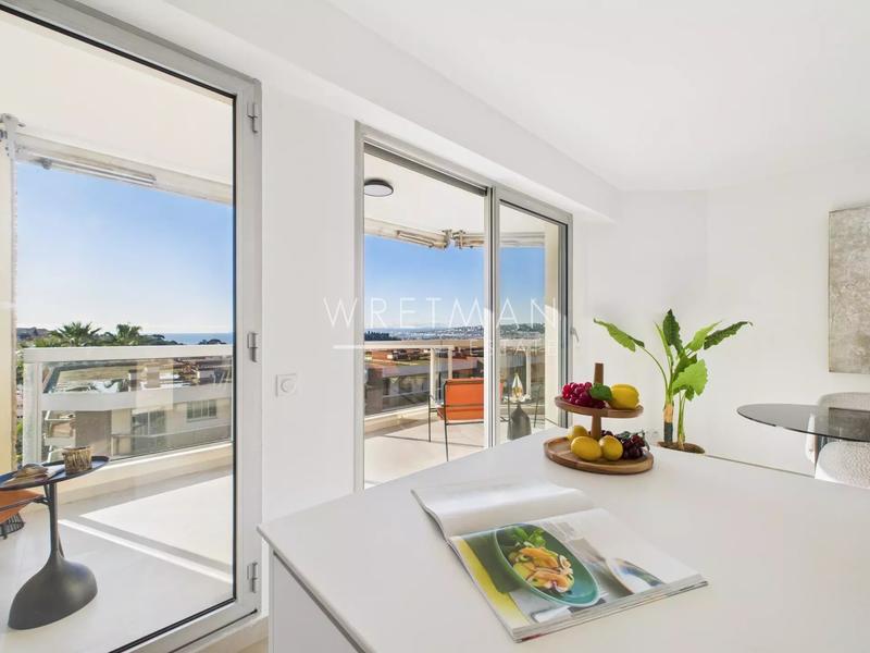 Appartement - 97 m² - 4 pièces