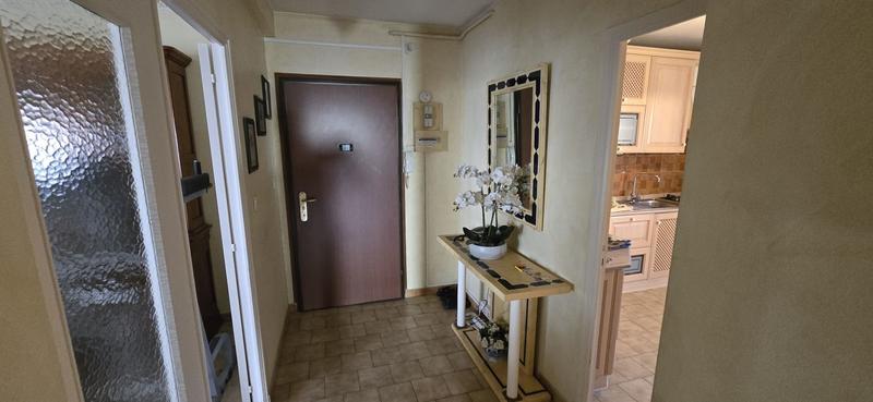 Appartement - 94 m² - 4 pièces
