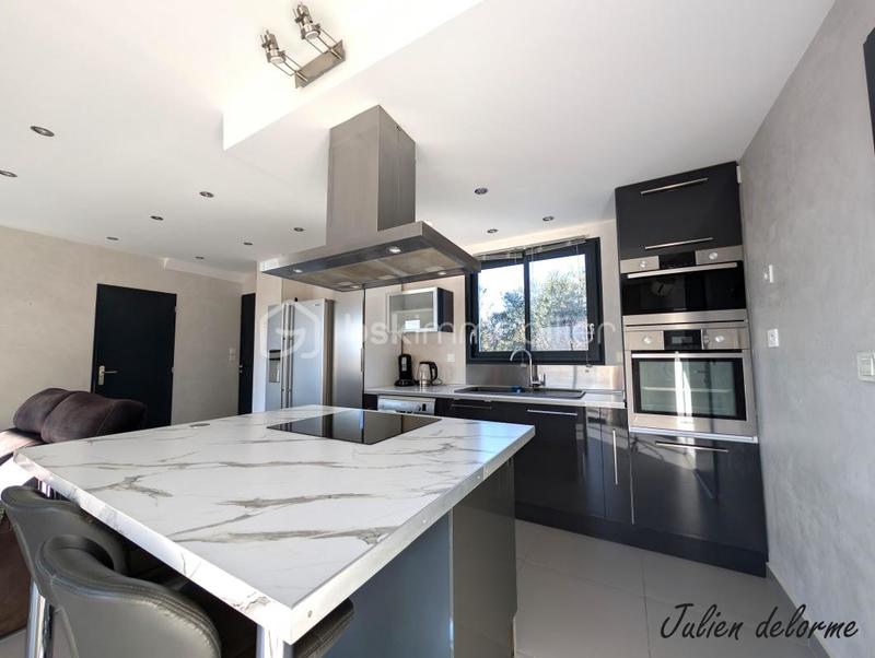 Maison jumelée - 75 m² - 3 pièces