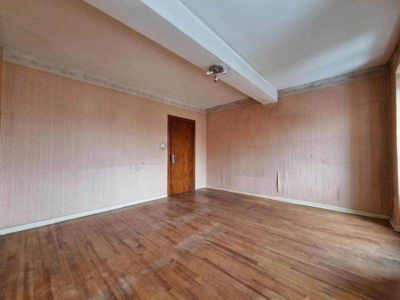 Maison - 198 m² - 10 pièces