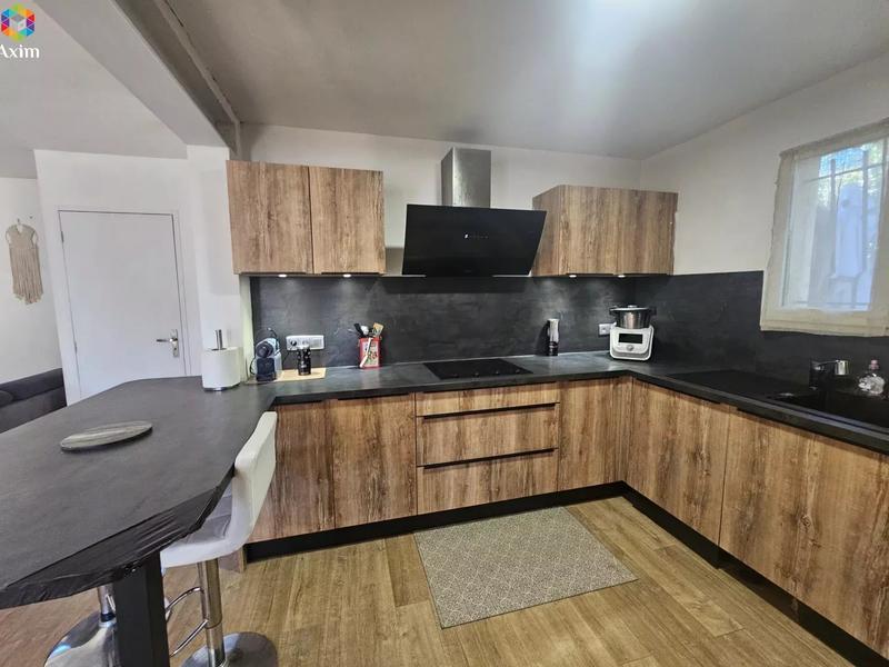 Maison - 92 m² - 4 pièces