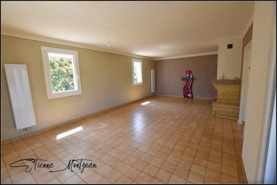 Maison - 88 m² - 4 pièces