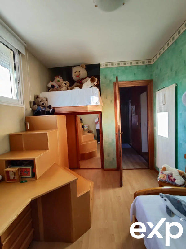 Maison - 248 m² - 6 pièces