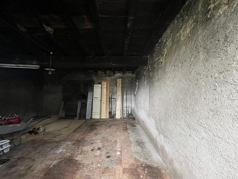 Immeuble - 160 m² - 8 pièces