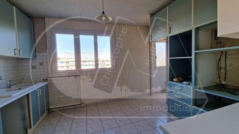 Appartement - 77 m² - 3 pièces
