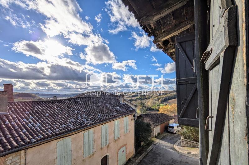 Maison - 200 m² - 6 pièces